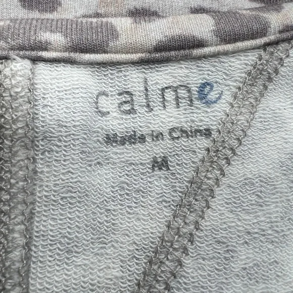 NWOT Calme Shirt Women Medium Tan Leopard Animal Print Boxy Cropped Cotton Blend - Picture 3 of 7